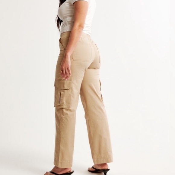 Abercrombie & Fitch Pants - Abercrombie and Fitch Curve Love Relaxed Cargo Pants - khaki